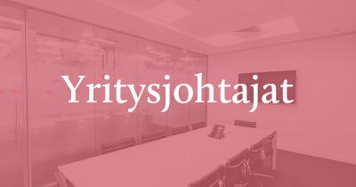 Yritysjohtajat ovat kysyttyjä puhujia kyvystään muuttaa strategiat tuloksiksi ja johtaa organisaatioita muutoksen läpi. Liiketoiminnan todellisuudesta ammennettujen oivallusten avulla he jakavat kokemuksia liiketoiminnan kehittämisestä, johtajuudesta ja innovaatioista. Yritysjohtajan varaaminen puhujaksi tarkoittaa pääsyä konkreettisiin esimerkkeihin siitä, miten rakennetaan menestyviä tiimejä, luodaan kasvua ja kohdataan haasteita muuttuvilla markkinoilla. Nämä asiantuntijat inspiroivat visionäärisellä otteellaan ja käytännön tiedollaan – olipa yleisönä johtajat, yrittäjät tai tulevat esimiehet. Täydellisiä konferensseihin, johtamiskoulutuksiin tai strategiapäiviin, joissa tarvitaan uusia näkökulmia.